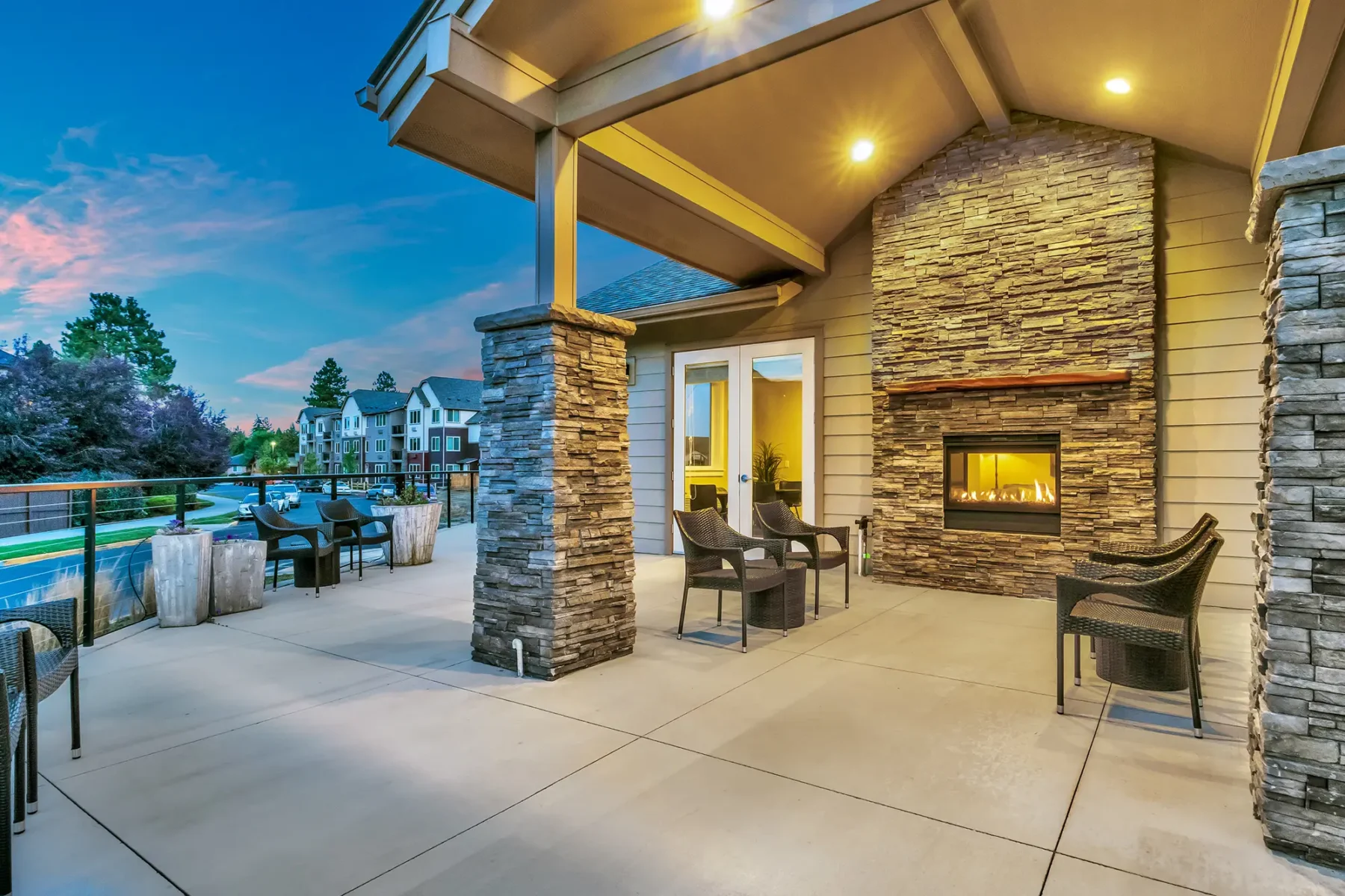 outdoor leasing lounge with fireplace